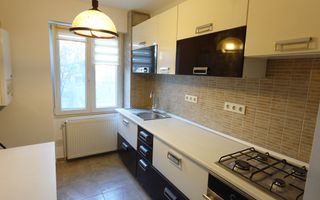 Apartament cu  2 camere de vanzare str Victor Babes - Poză 2