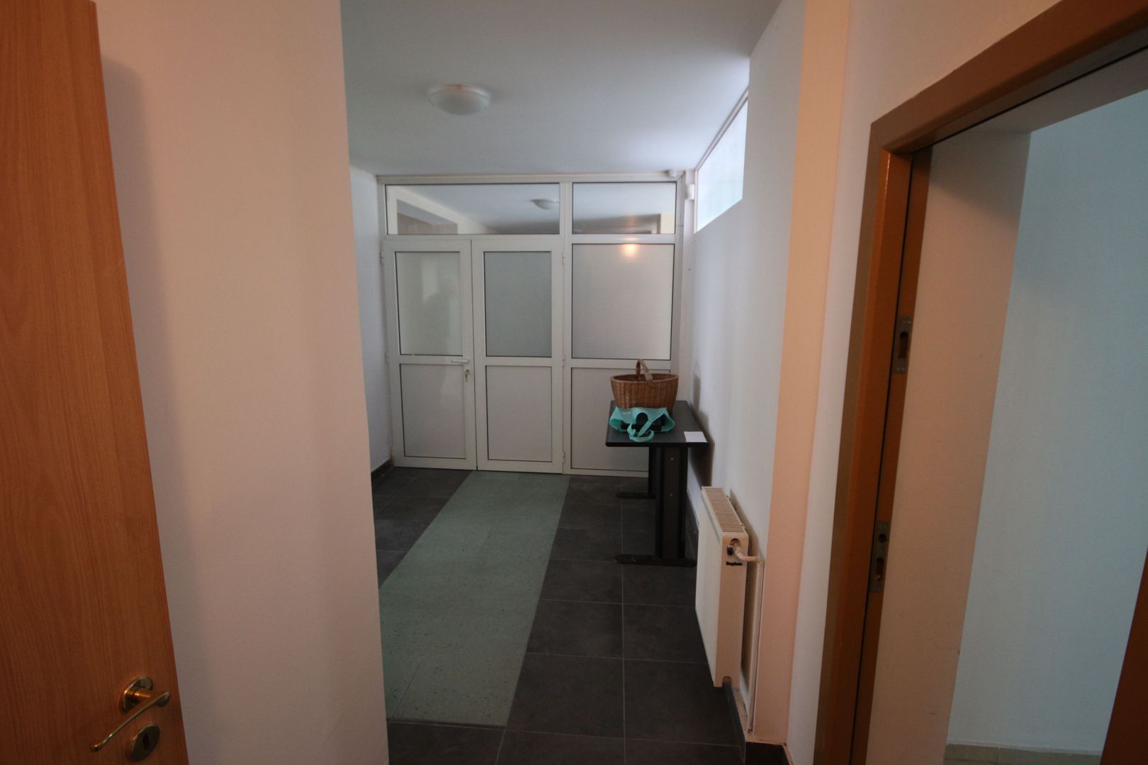 Spatii birouri parter in vila-zona Telegrafului - Poză 15