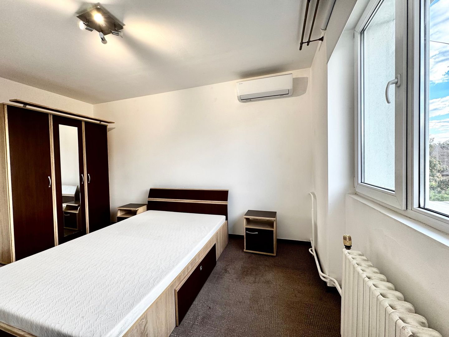 Apartament 2 camere, primitor, in zona Centrala-Universitate - Poză 2