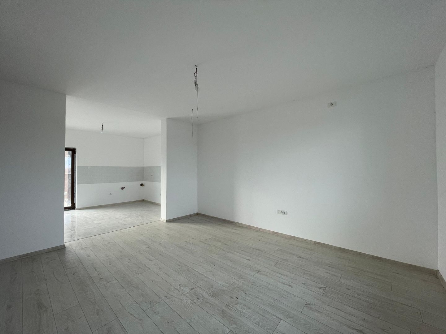 Casă individuală cu 4 camere-532mp teren |Remetea Mare| - Poză 4