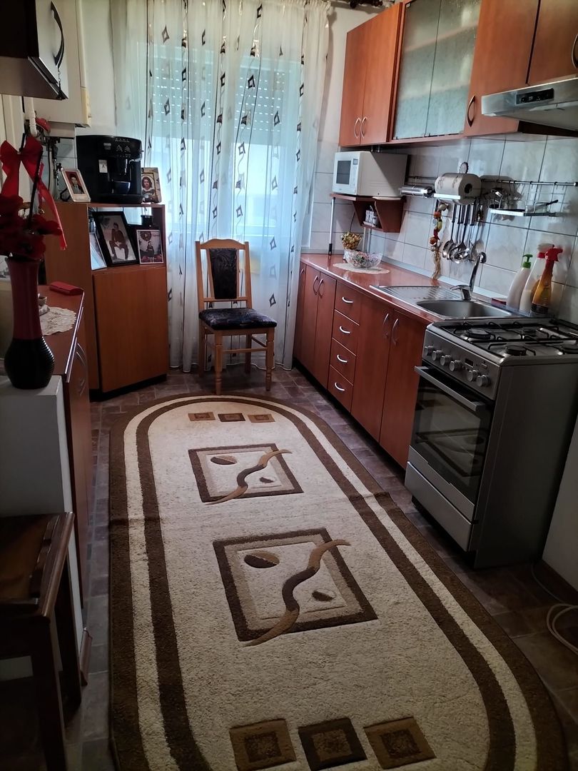 ageuropa.ro vinde ap 3 cam CARAMIDA 63mp etaj 4 zona SOLIDARITĂȚII. - Poză 8