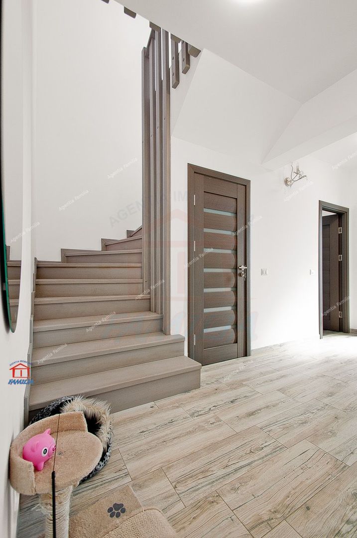 Vanzare vila modernă în Galati, cartierul Arcașilor, mobilata si utila - Poză 22