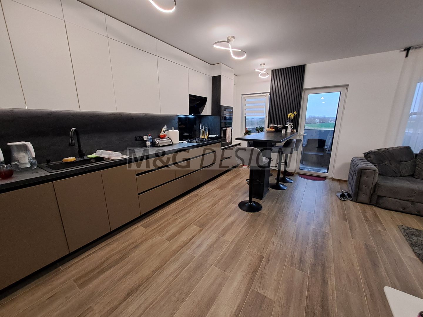 3 camere  bloc nou, 80 mp utili , balcon de 20 m - Poză 6