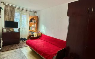 Apartament cu 3 camere, etaj intermediar, cartierul Astra - Poză 4