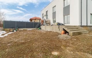 Casa Corbeanca ,curte generoasa, terasa si loc de parcare - Poză 2
