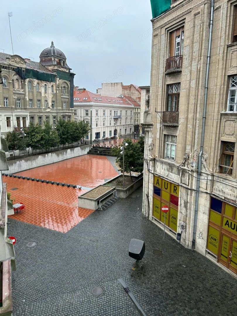 Piața Sf. Gheorghe | Decomandat | Renovat | Centrală proprie | Boxă 16 mp - Poză 1