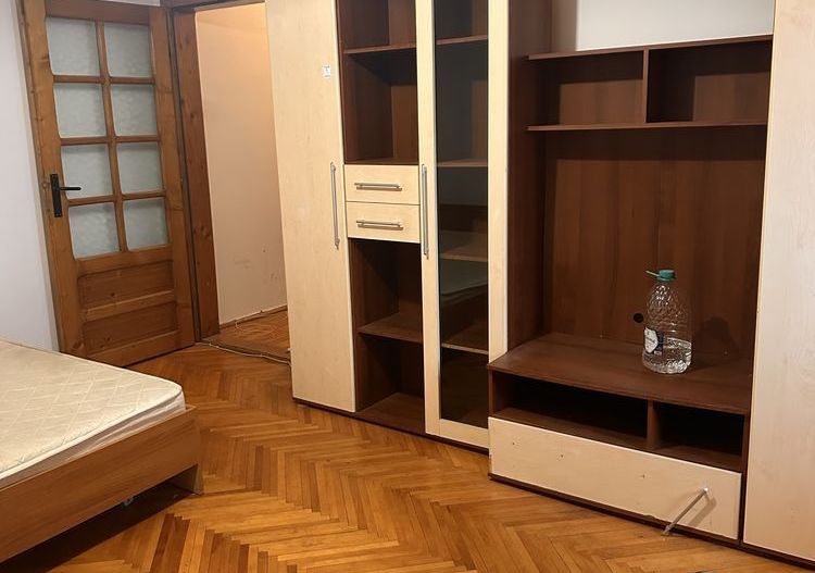 Ap 2 camere, et 2, Complex Studentesc - Poză 1