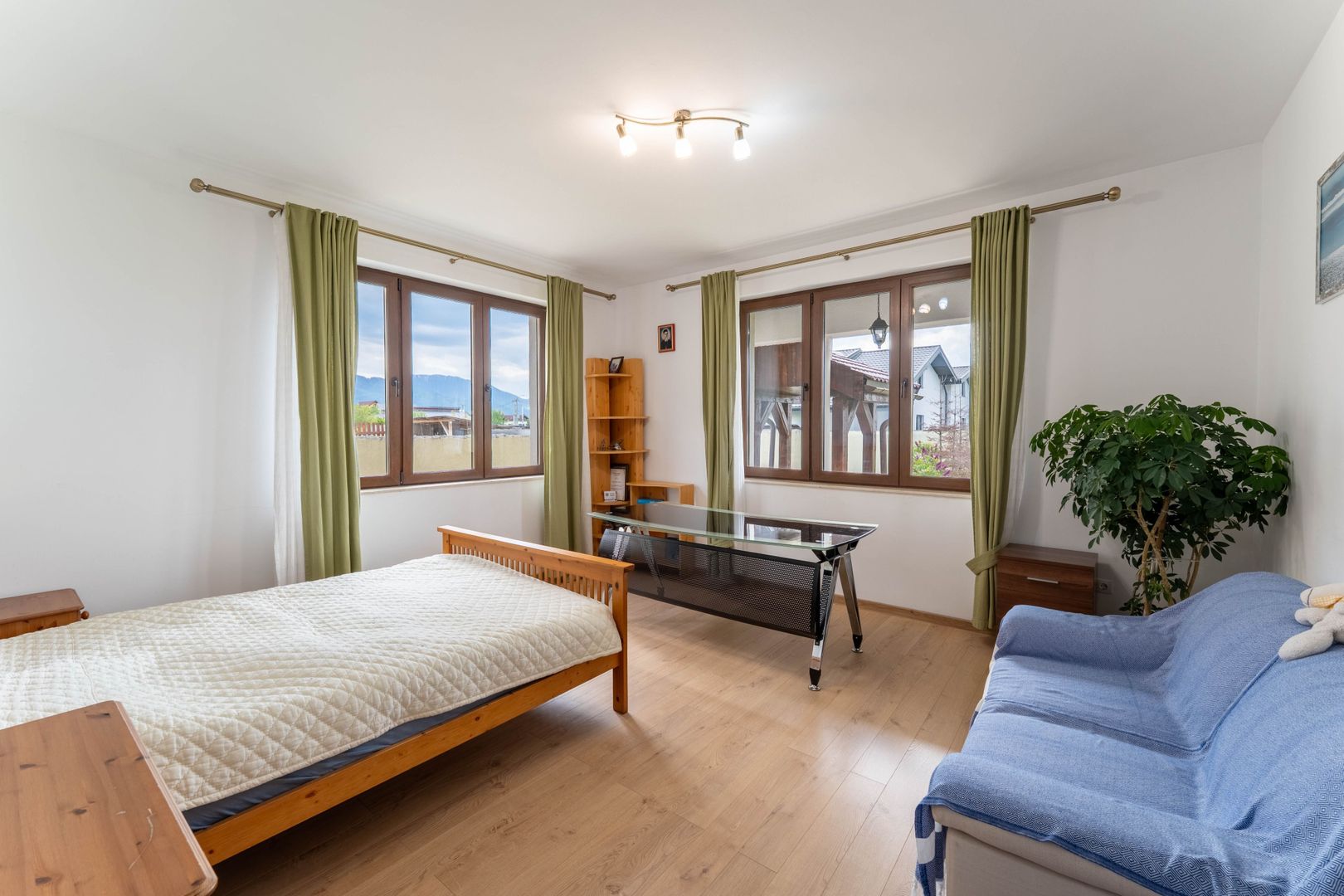 Oportunitate Rară | Proprietate Exclusivă în Izvor - Poză 5