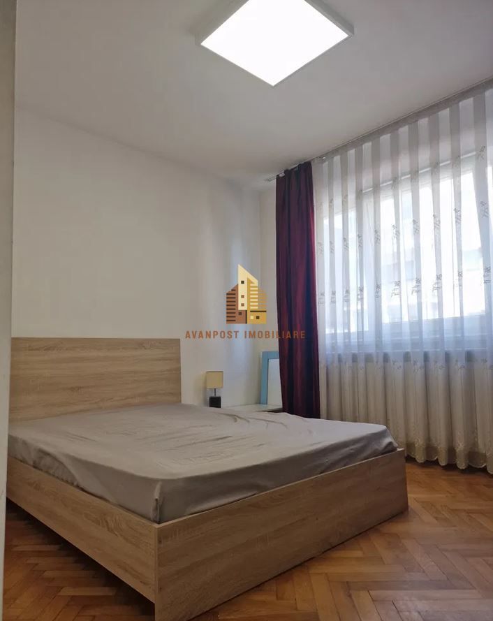 | Apartament cu 3 camere de vanzare | Cartierul Grigorescu | Etaj 1| - Poză 3