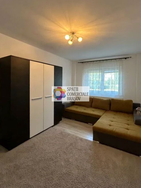Apartament 4 camere de vânzare - zona Florilor/Craiter - 80 mp - plus-imo.ro - Poză 2