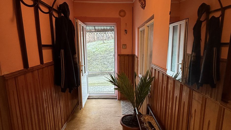 Casa 5 camere, foișor , garaj și teren 800mp cu toate utilitățile! - Poză 18