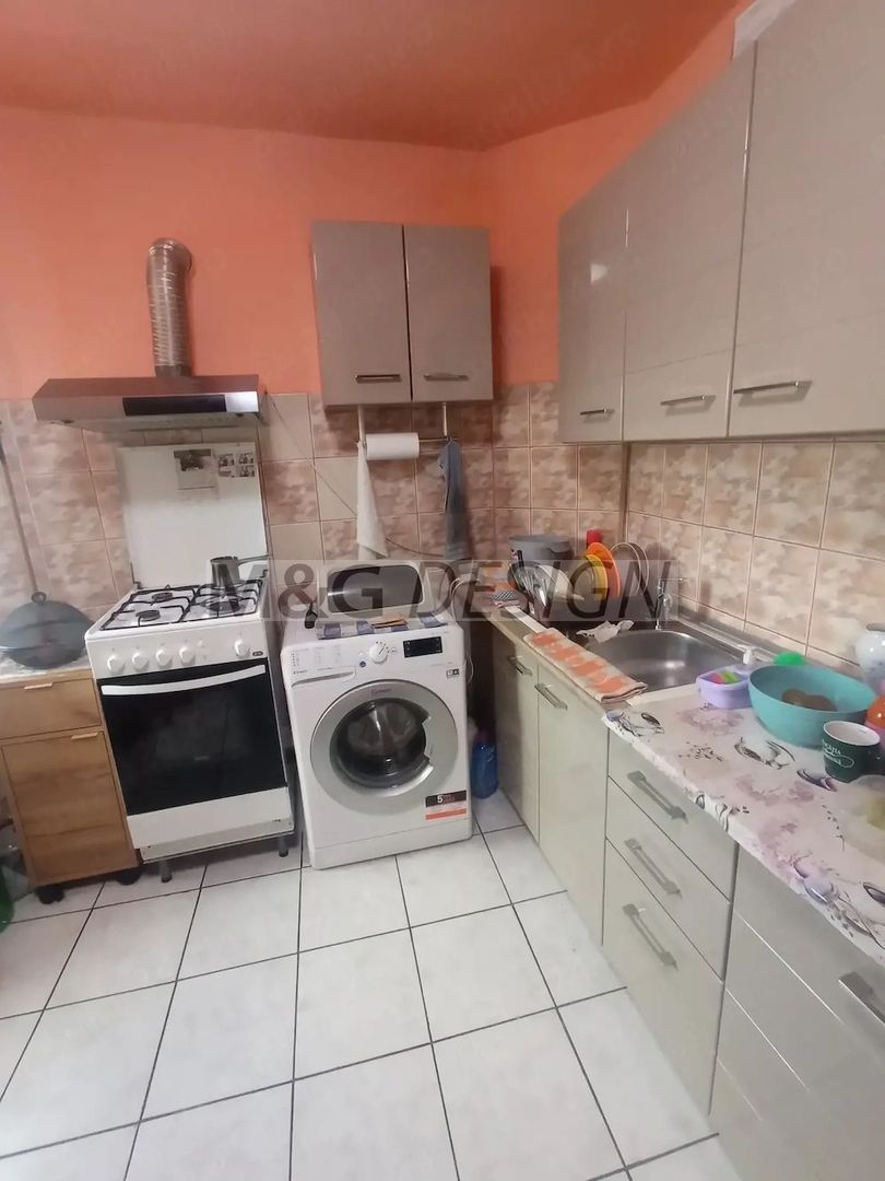 Apartament 2 camere Aradului decomandat - Poză 4