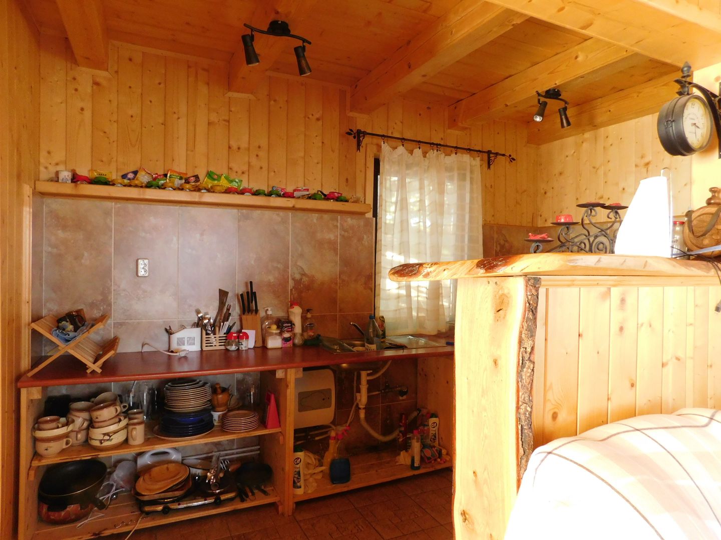 Casă de vacanta de vanzare, in Marisel, langa Cabana Motilor - Poză 28