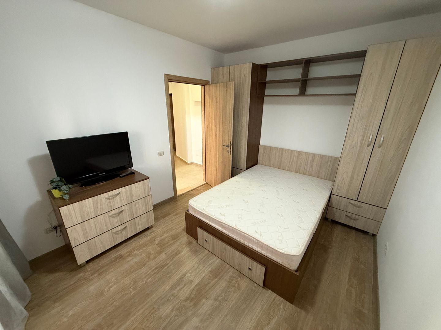AP. 2 CAMERE- FUNDENI, CAT-FRIENDLY, MASINA DE SPALAT VASE, CENTRALA - Poză 5