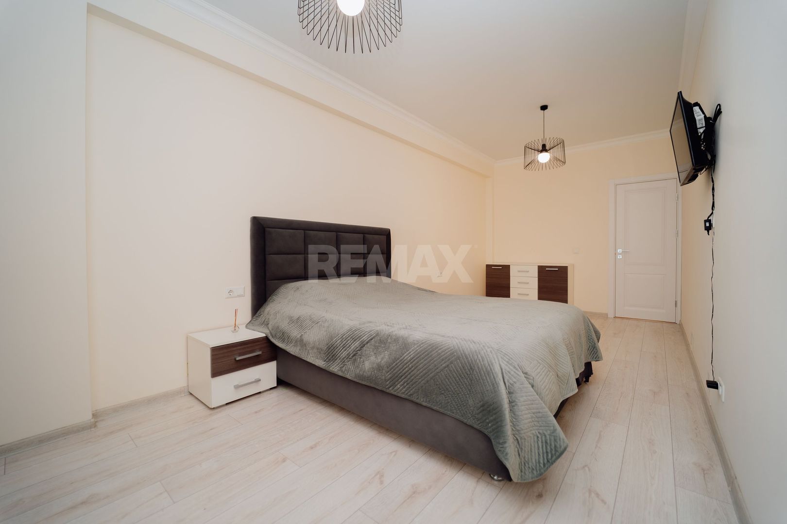 Apartament la chirie - Poză 4