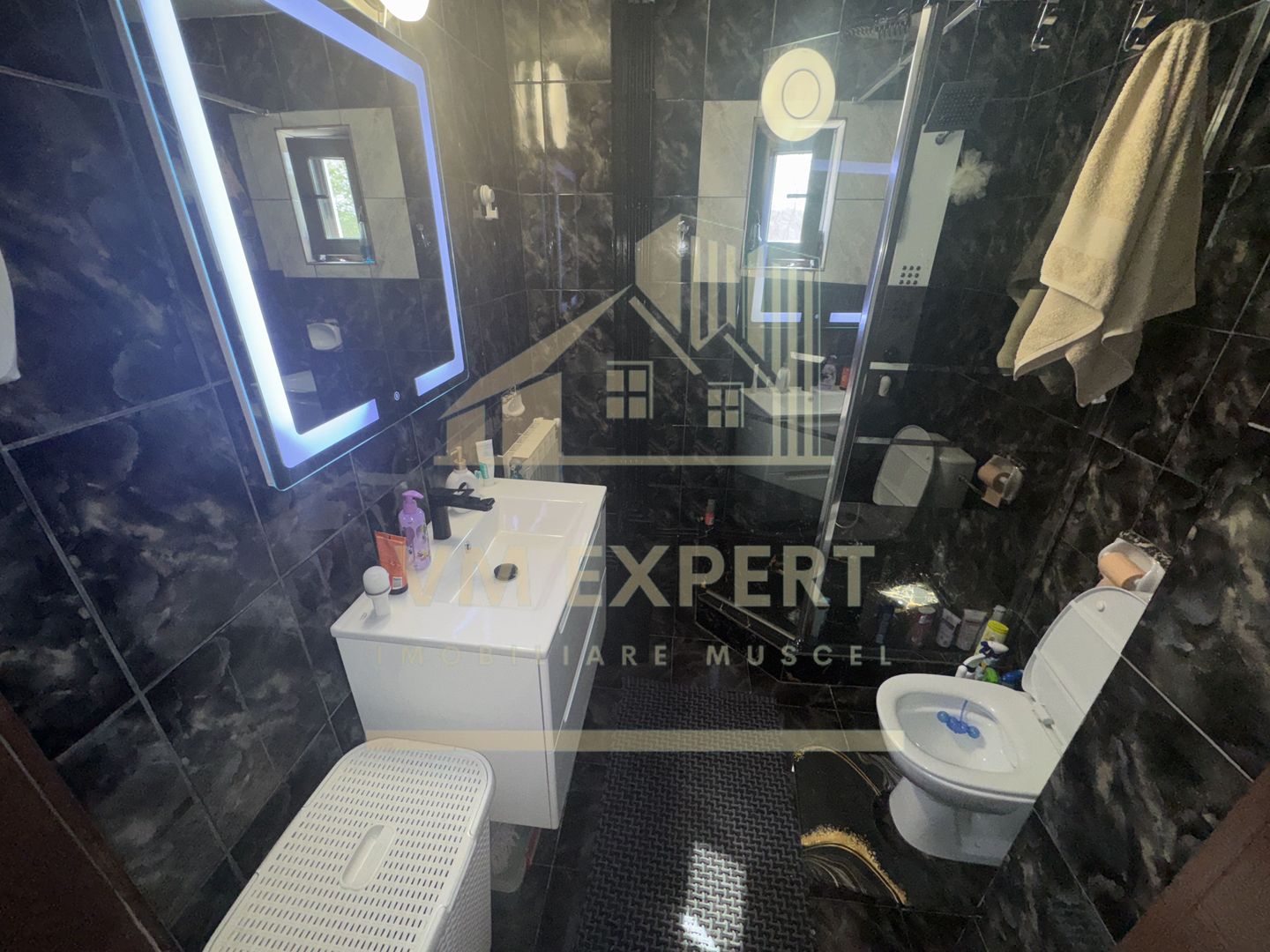 VILA S+P+E-306 MP, TEREN 2078 MP, CAMPULUNG - Poză 51