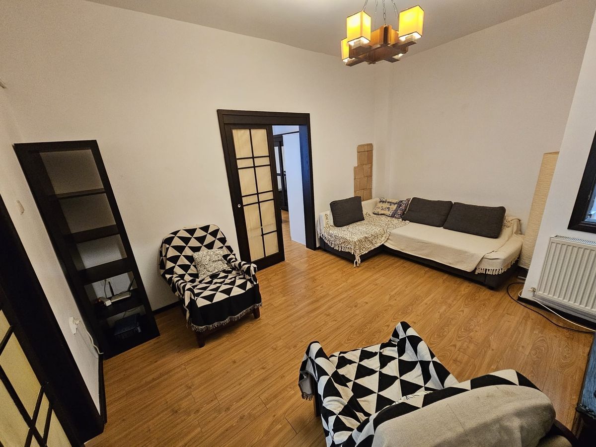 OPORTUNITATE DE VÂNZARE | 3 CAMERE ÎN VILA | CENTRALA PROPRIE  | ZONA DECEBAL - Poză 4