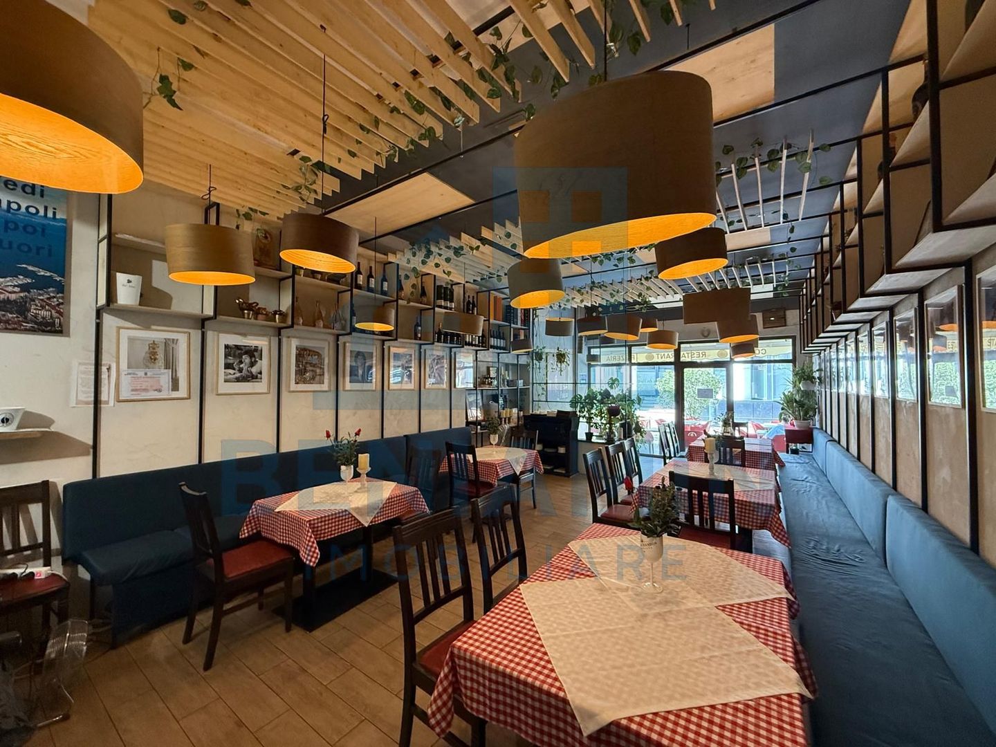 Afacere la cheie-Spatiu-Centrul Vechi-Locatie foarte buna-180mp - Poză 3