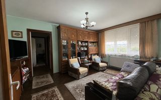Apartament 3 camere, Centrul Civic , Orientare însorita - Poză 1