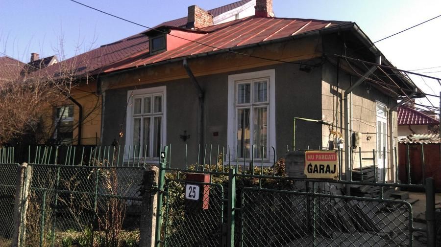 Casa si teren de vanzare Crangasi - Poză 1