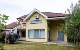 Vila superba cu cinci camere zona centrala - Poză 2