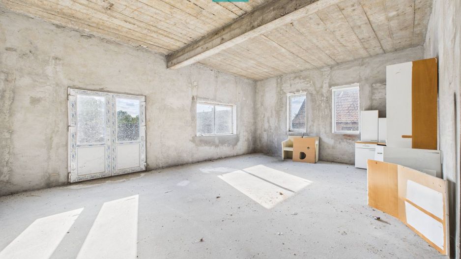 Imobil spațios la roșu pentru investiție - Vinga - Poză 19