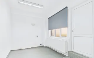 Clădire de 560 mp utili ~20 încăperi | Configurație medicală - Poză 12