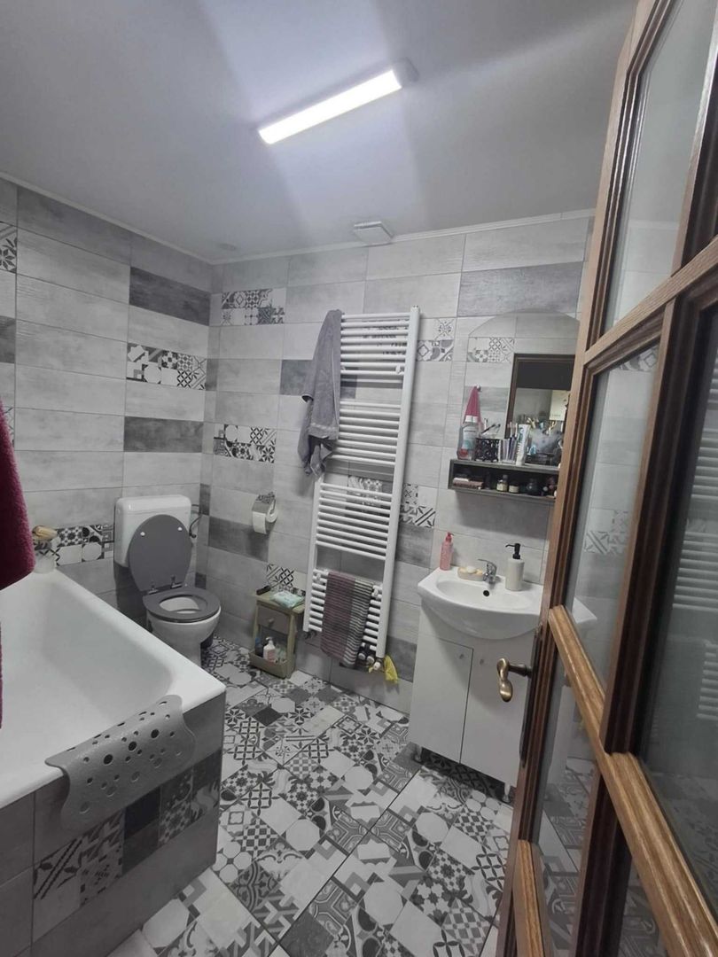 Casă cu grădină în centrul orașului Satu Mare - Poză 8