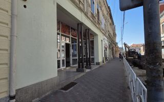 Spatiu comercial de inchiriat – fosta Pizzeria Unirii, Lugoj - Poză 1