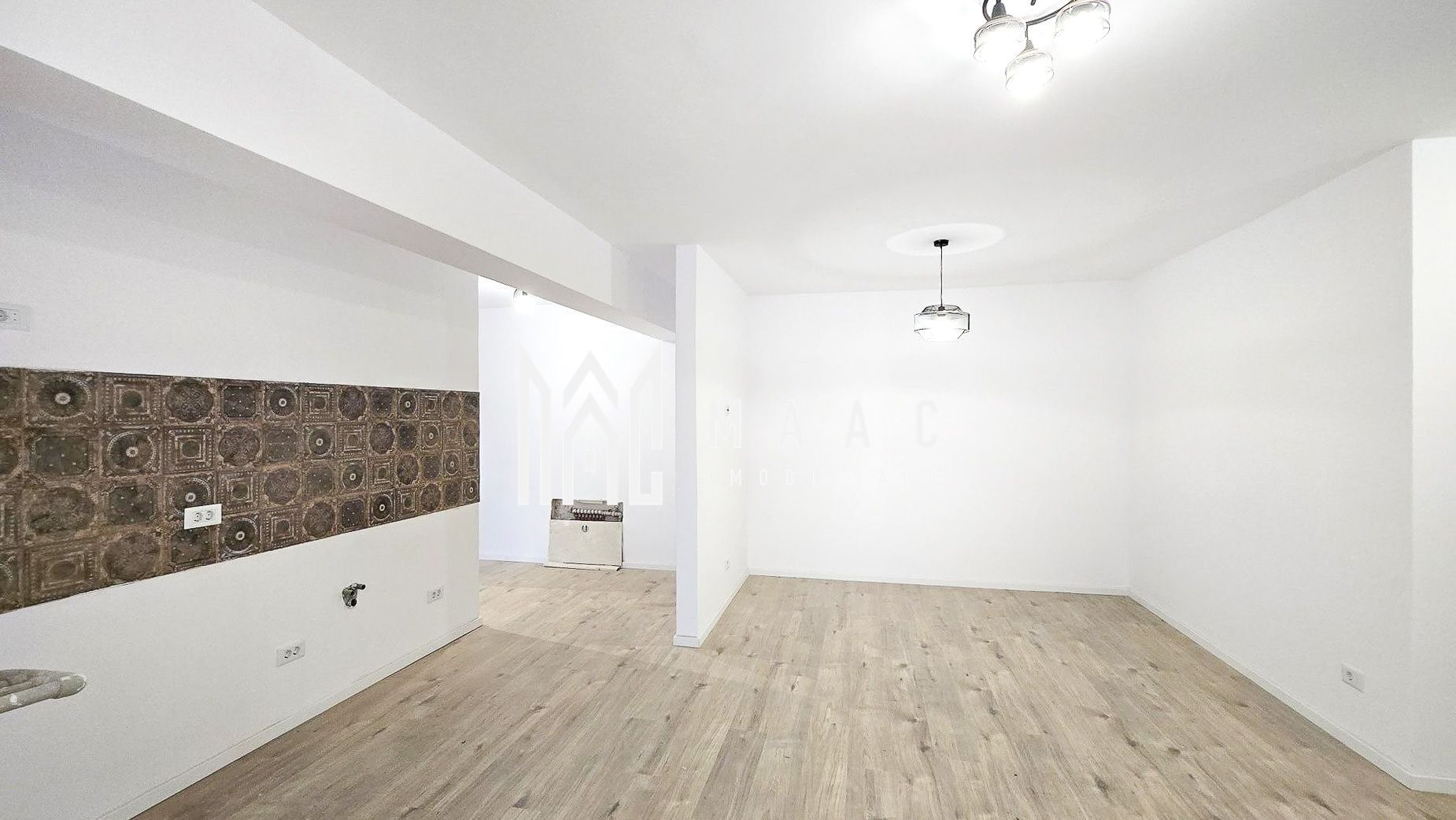 Apartament Bulevard 2 camere |  Loc parcare subteran - Poză 9