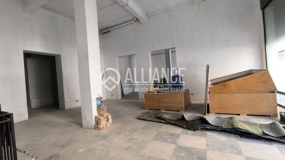 POLICLINICA CU PLATA(cod03) - Spatiu comercial luminos si inalt ! - Poză 5