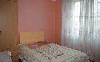 Casă de vânzare în Sfântu Ilie și teren 2000 mp - Poză 35