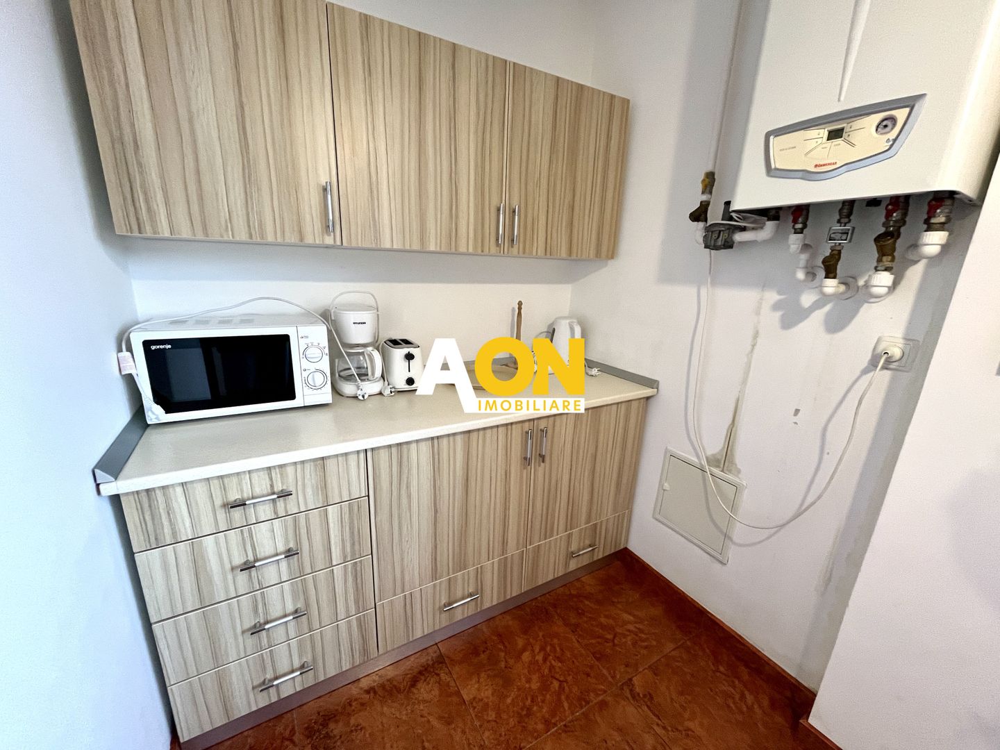 Apartament cu 3 Camere, Complet Mobilat, Zona Lalelelor, Cetate - Poză 8