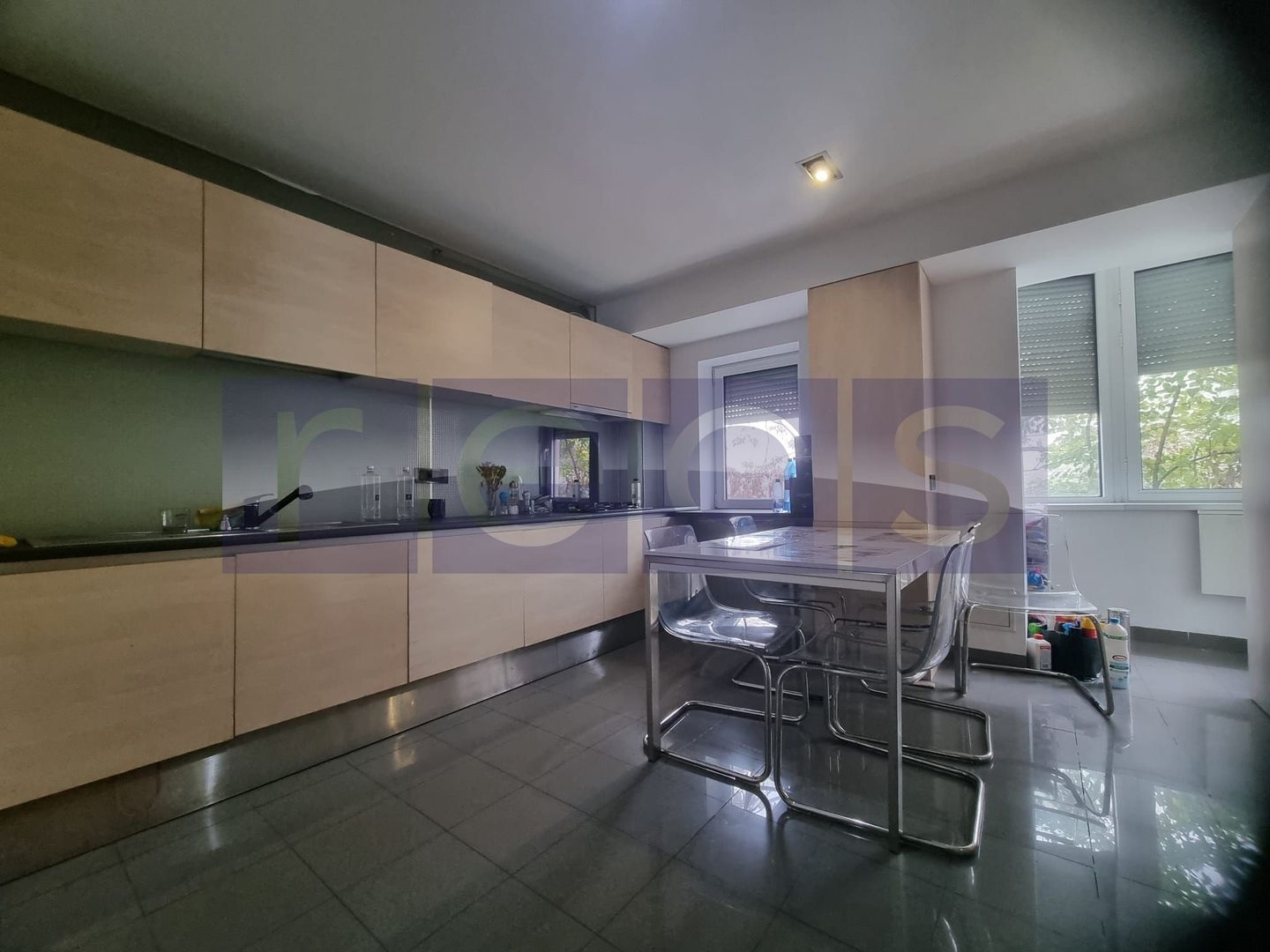 VANZARE 3 CAMERE -  SEMIDECOMANDAT - Mall Vitan - Poză 9