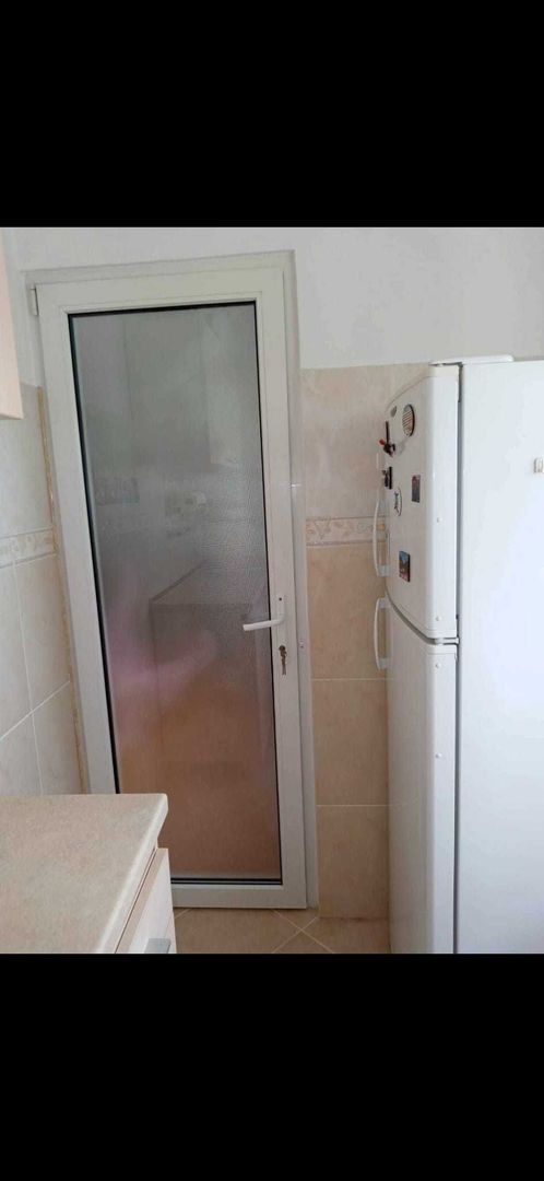 Soarelui | 1 Camera | Buctarie inchisa | Bloc izolat - Poză 2