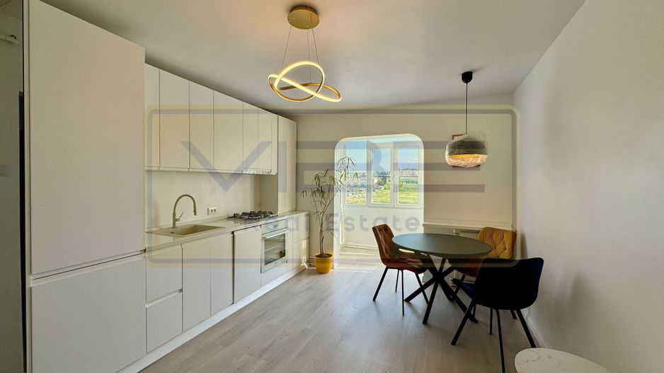 Apartament 3 camere decomandat Podu Ros  Piata Nicolina - Poză 3