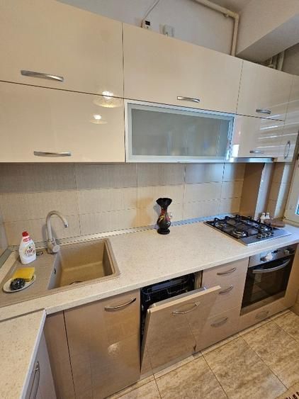 Închiriere 2 camere Nerva Traian, centrala proprie, parcare, 2 balcoane - Poză 8