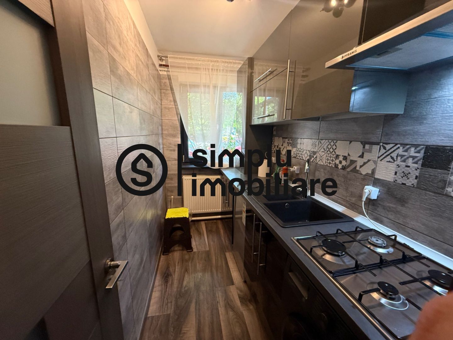 Apartament 2 camere Craiovita Noua P/4 - Poză 13