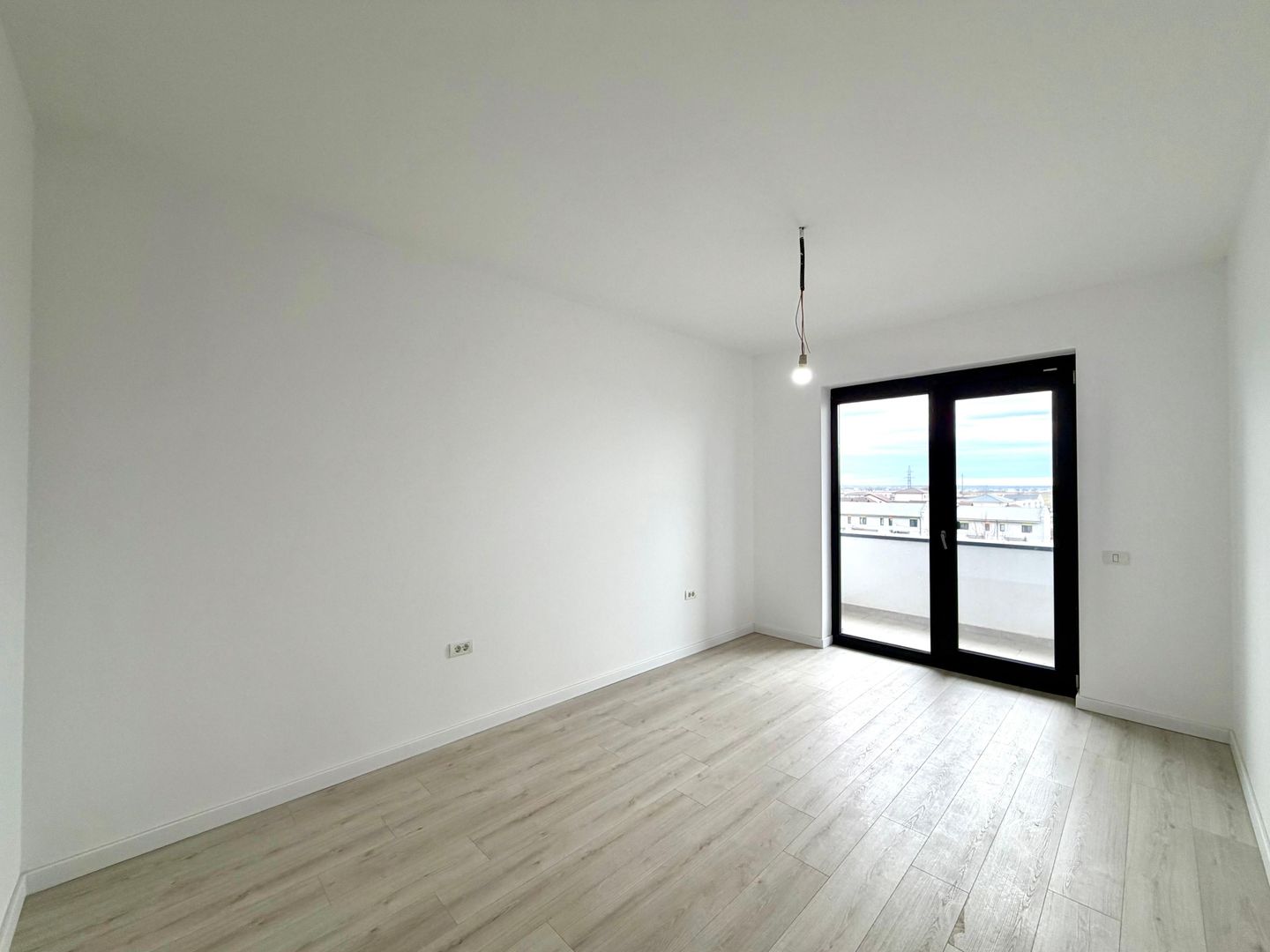 Super pret - Apartament 2 camere - terasa 15 mp - Giroc - Comision 0% - Poză 5