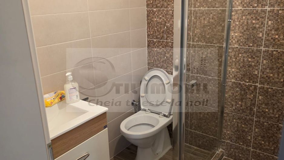 Ap 1 cam, 40 mp ultracentral, ideal ca investiție, renovat – 119.000 € - Poză 8