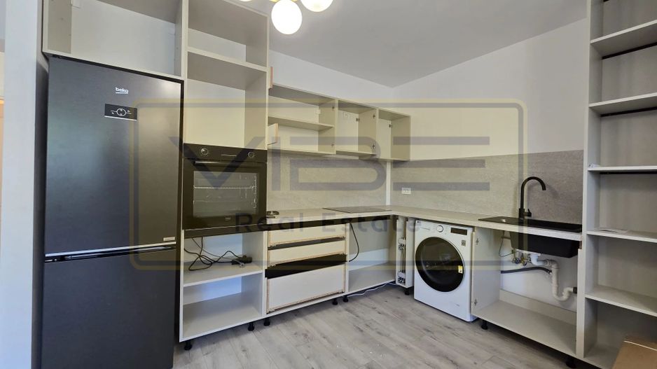 Poitiers Tower -Prima inchiriere - 2 camere + dressing  - mobilat modern - Poză 14