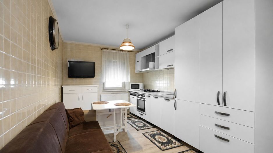 Apartament 3 camere, mobilat si utilat, 2 bai – Exercitiu - Poză 1