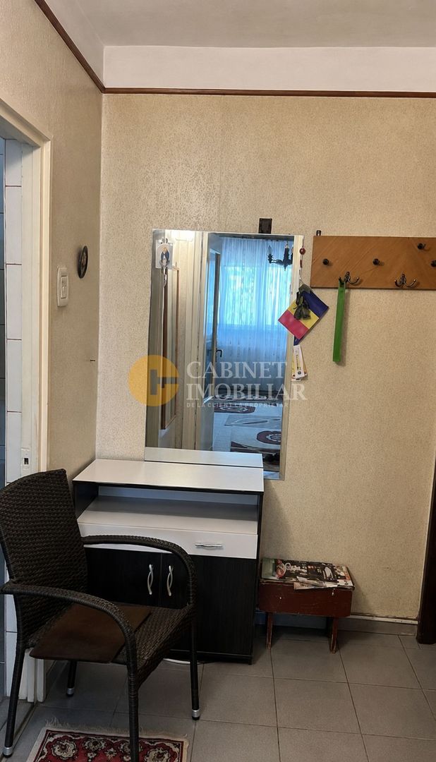 Apartament de vanzare - Poză 3