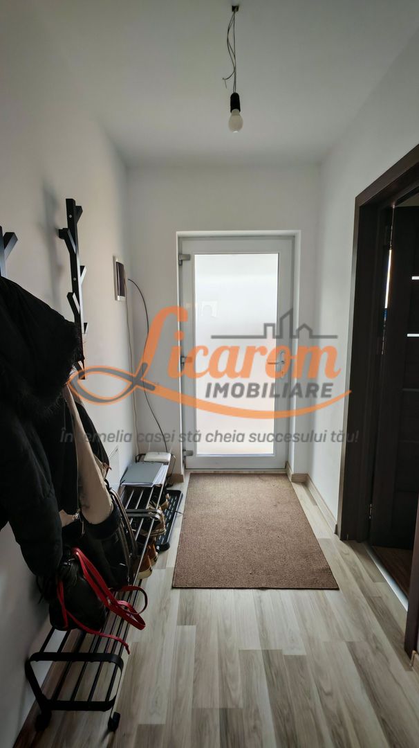 COMISION 0 . Vila LA CHEIE - IZVOR TARLUNGENI - P+E ,4 CAMERE. - Poză 4
