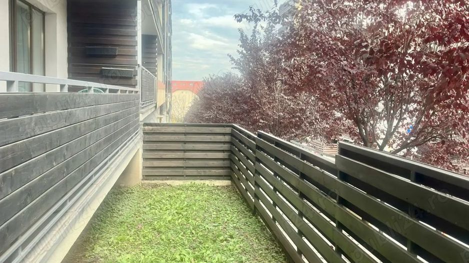 Persoana fizica vând Apartament 2 camere, 60 mp utili + terasă 30 mp - Poză 1