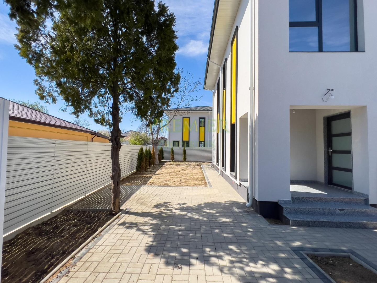 Casă individuală Pipera–Tunari | Finisaje de lux | Șemineu autentic | 4 camere - Poză 13