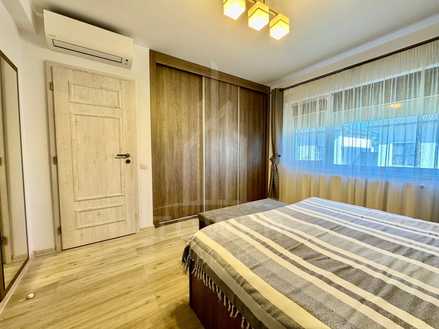 Casa Triplex de vanzare in Selimbar | Zona Exclusivista De Case - Poză 12