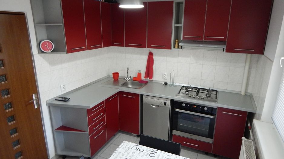 AP. 2 CAMERE- P-TA SUDULUI, BLOC REABILITAT, PARCARE, METROU 8 MN - Poză 3