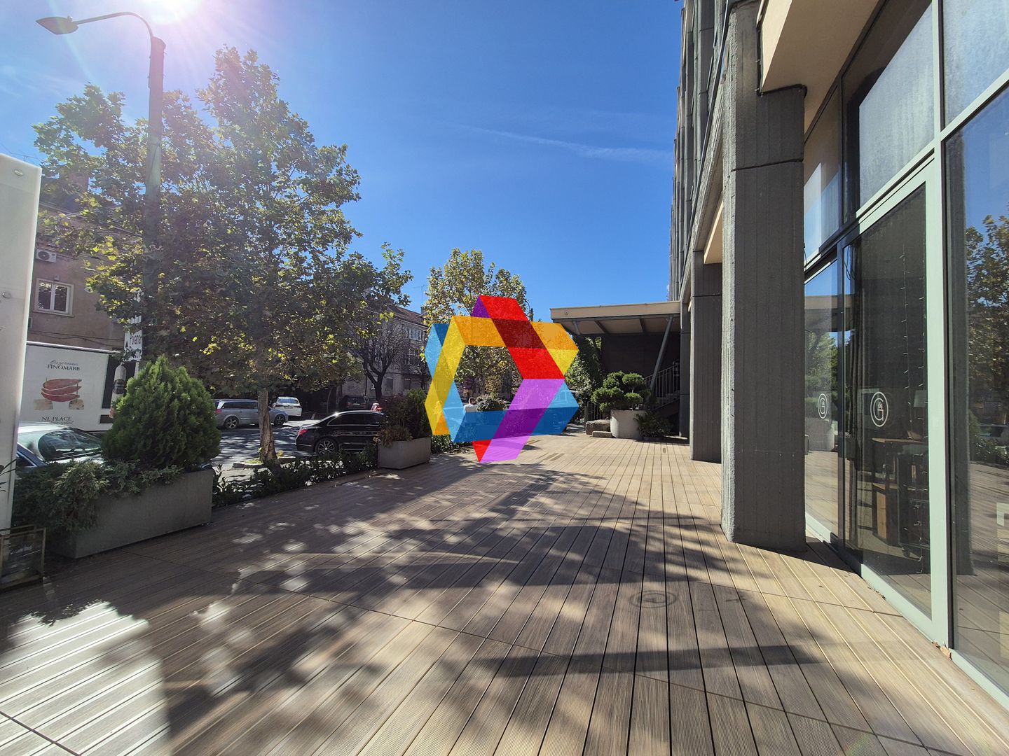 Spatiu Central cu vad pietonal și auto - 414 mp #plus-imo.ro - Poză 7