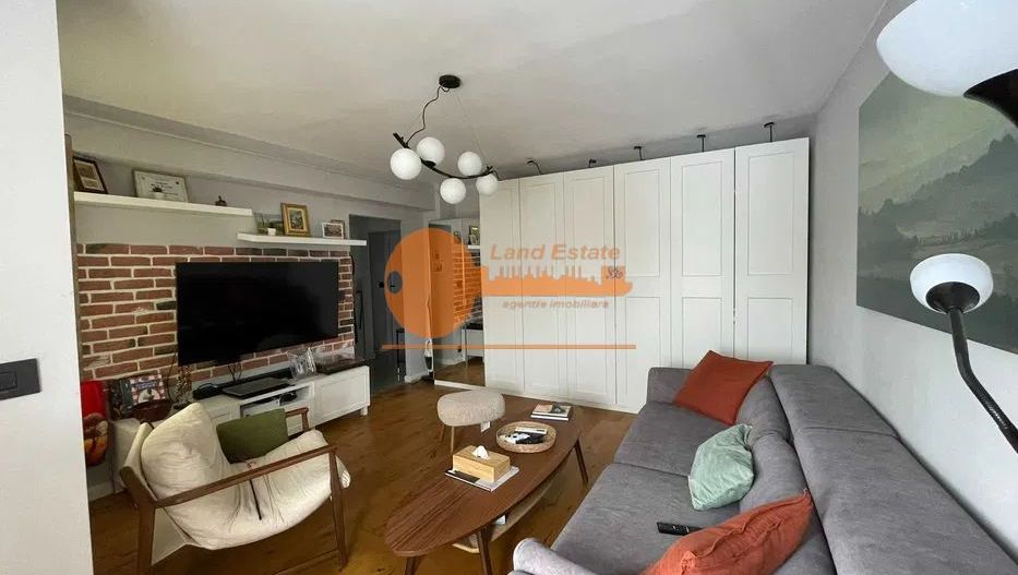 Apartament cu 3 camere Teatru Masca - Poză 1